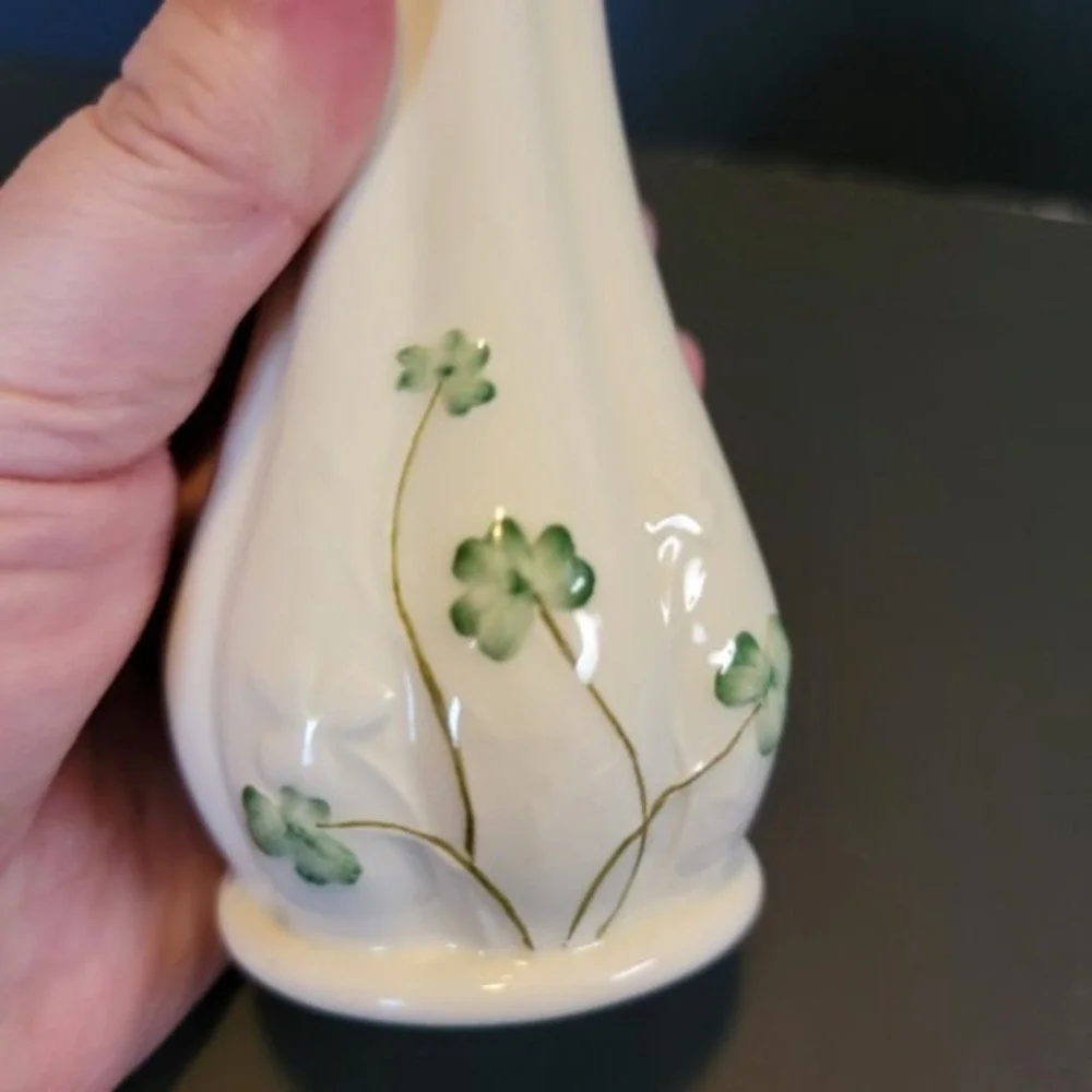 Watervale Ireland Shamrock Parian China Hand Painted Stem Vase